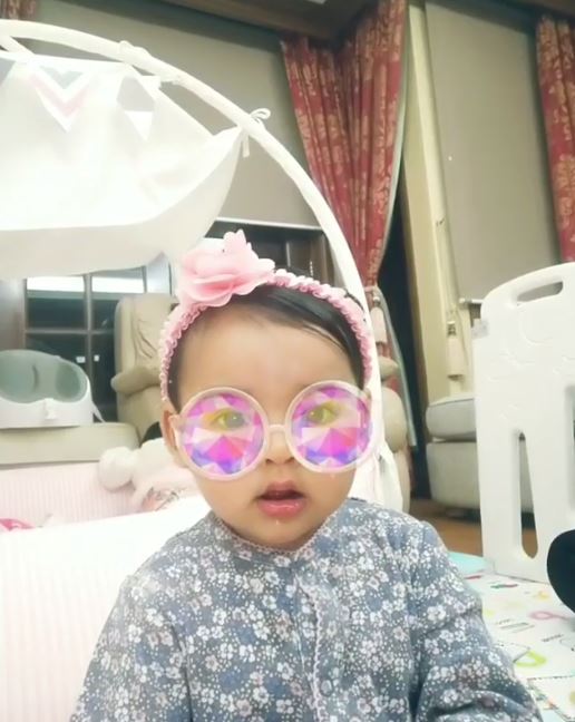 8 Potret terbaru Siti Aafiyah, putri Siti Nurhaliza yang gemesin