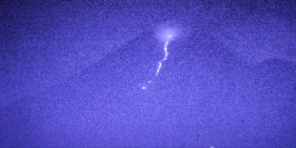 10 Potret guguran lava pijar Merapi, sebabkan hujan abu di Boyolali