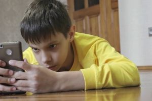 Cara mudah dan praktis melacak HP yang hilang