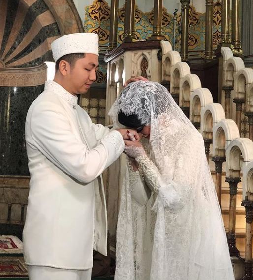 10 Momen akad nikah Ariska Putri & Tengku Ryan, sakral dan haru