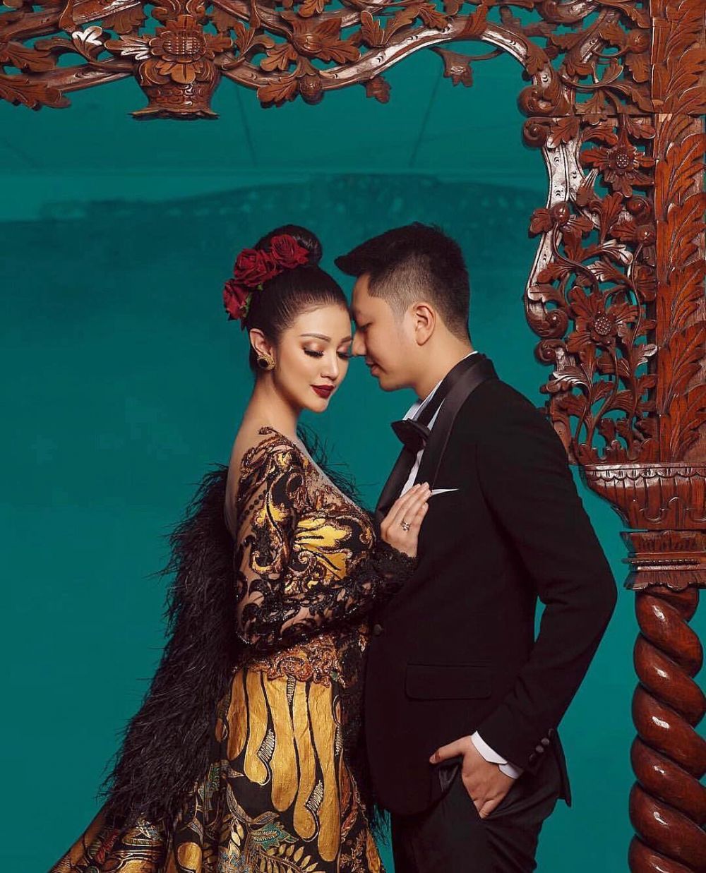 8 Potret perjalanan cinta Ariska Putri & Tengku Ryan Novandi