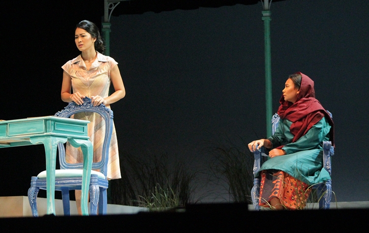 Nyanyi Sunyi Revolusi, teater tentang Amir Hamzah yang epik abis