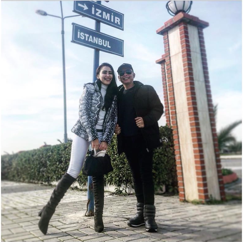 12 Momen seru Ayu Ting Ting liburan bareng keluarga di Turki