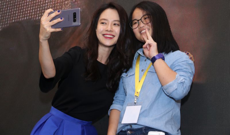 6 Smartphone terpopuler 2019 ini dipakai seleb Korea