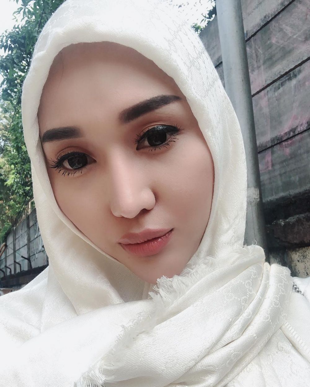 8 Penampilan Lucinta Luna berhijab, jadi sorotan