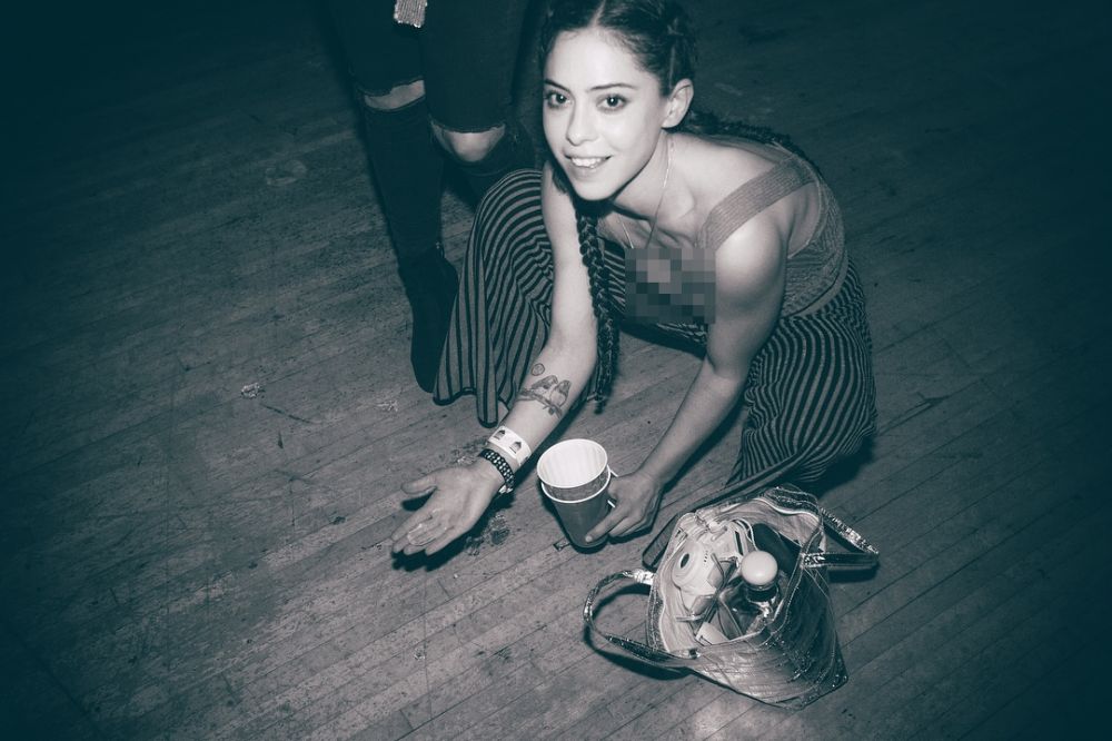 10 Potret Rosa Salazar, pemeran utama di film Alita: Battle Angel