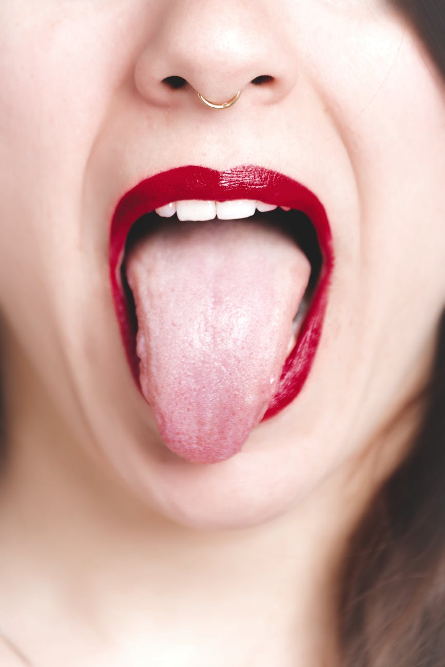 Cara menghilangkan bau mulut pexels.com