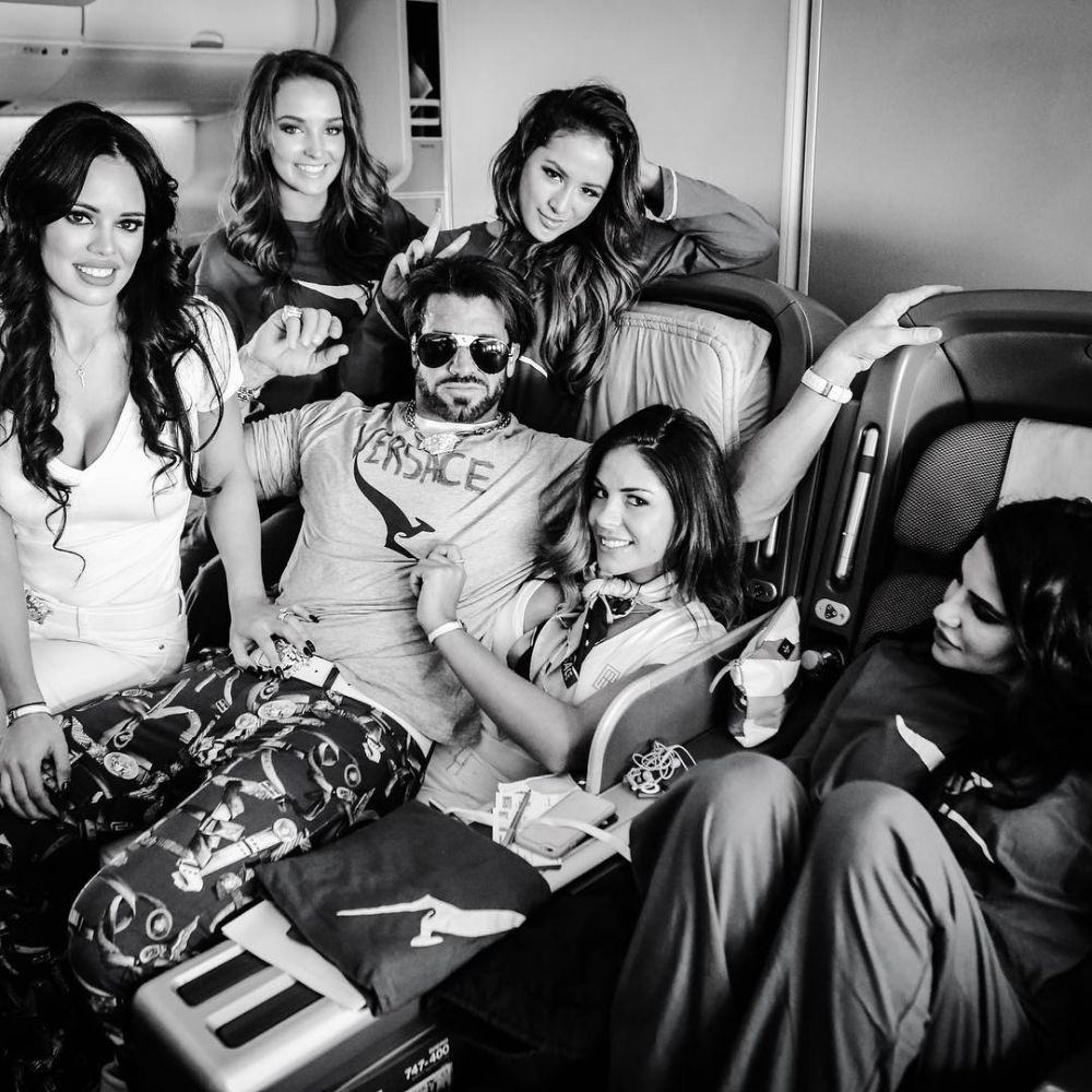 Pria ini disebut playboy kakap, 10 aktivitasnya bikin melongo