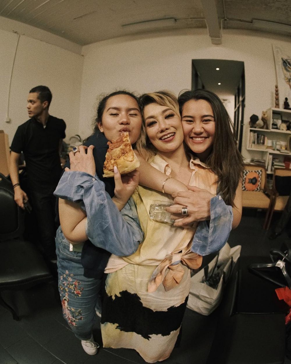 10 Potret kompak Reza Artamevia & Aaliyah Massaid, bak kakak adik