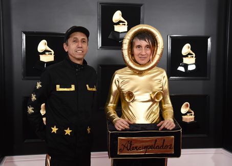12 Seleb dengan gaun terburuk di Grammy Awards 2019