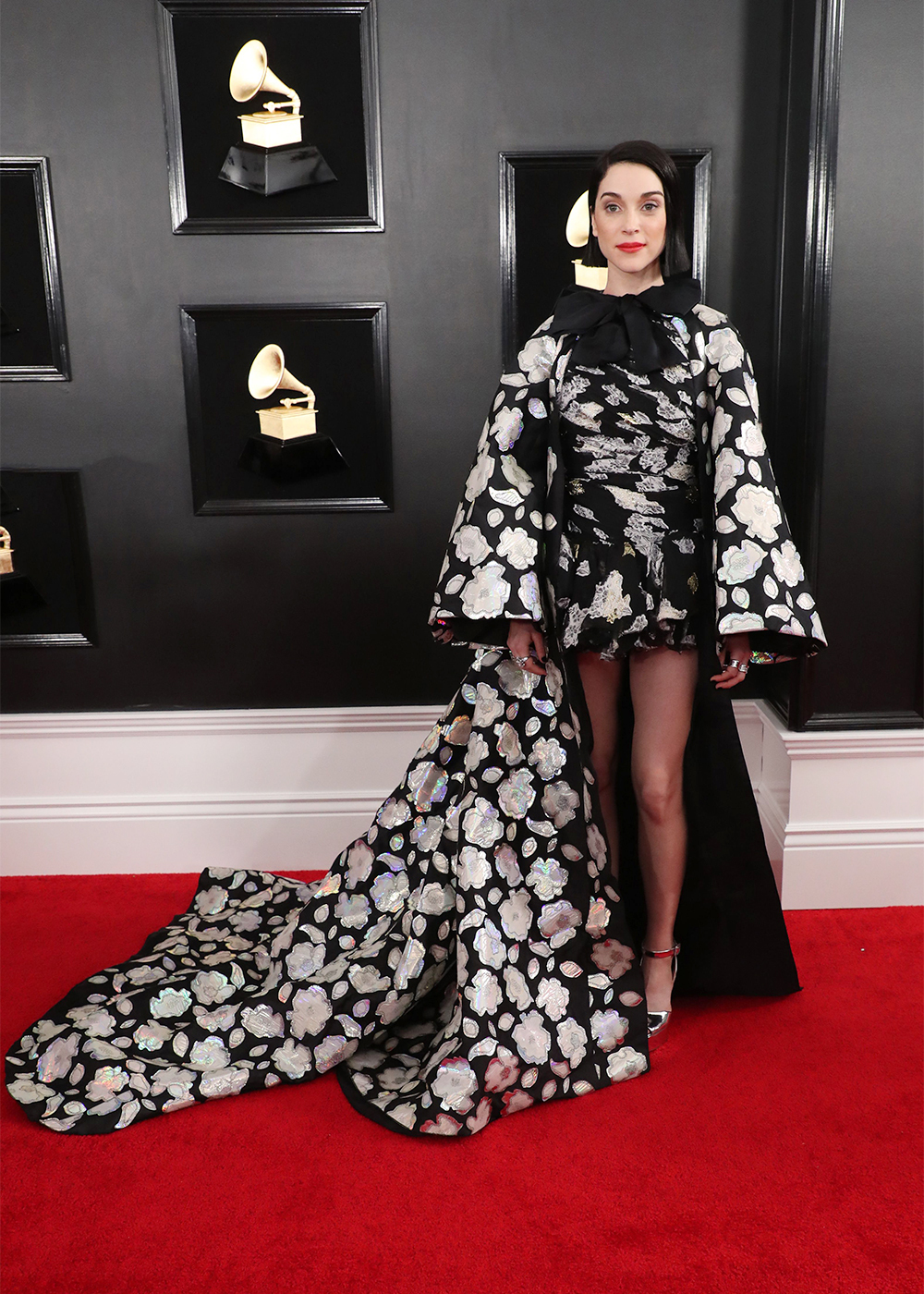 12 Seleb dengan gaun terburuk di Grammy Awards 2019 