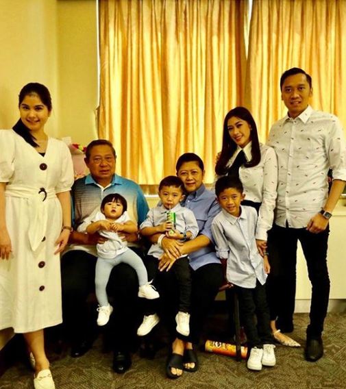 5 Momen cucu hibur Ani Yudhoyono yang sakit