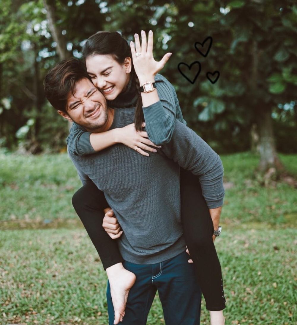 7 Koleksi jam mewah Irish Bella, ada yang Rp 200 jutaan