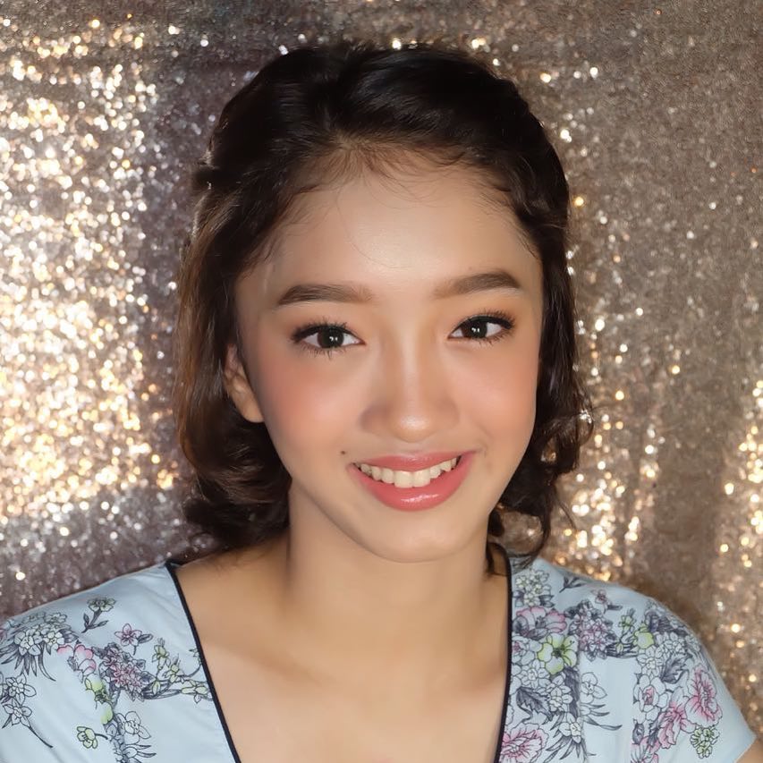 6 Vokalis band ini punya anak cewek beranjak remaja, cantik!