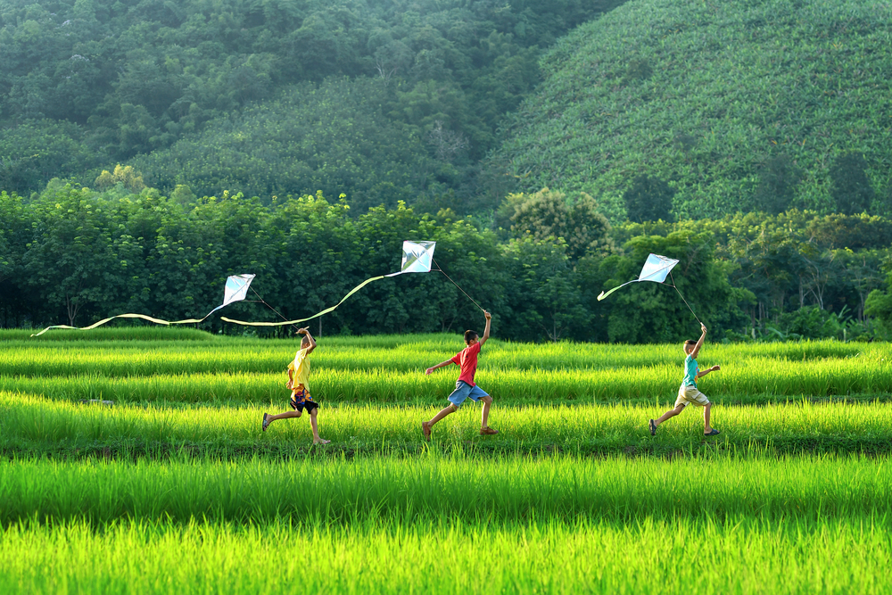 6 Momen nanggung yang cuma dirasakan anak 90-an ini bikin kangen