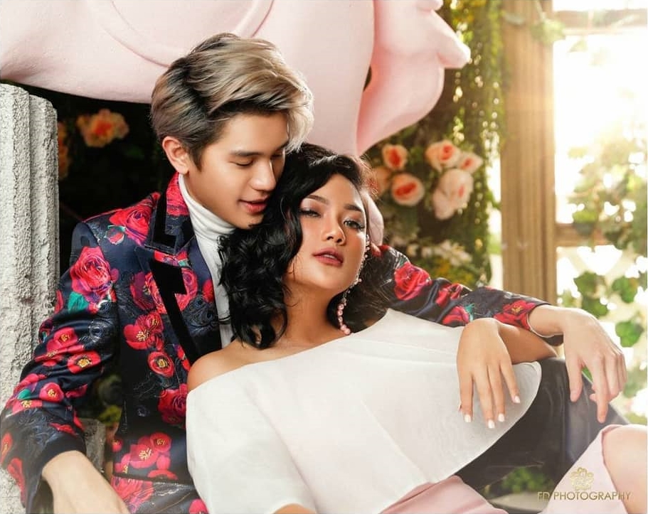 10 Gaya mesra Marion Jola & Julian saat pemotretan, bak prewedding