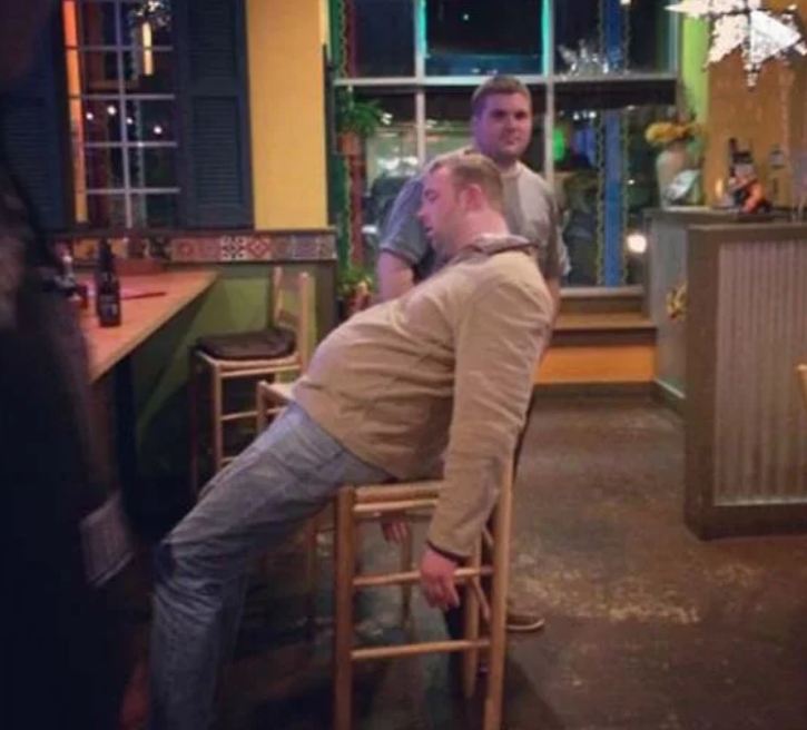 20 Foto orang terlalu mabuk ini bikin ngelus dada, jangan ditiru