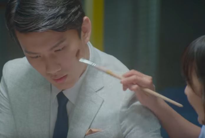 7 Adegan WAJIB di Drama Korea yang Selalu Bikin Deg-Deg Ser