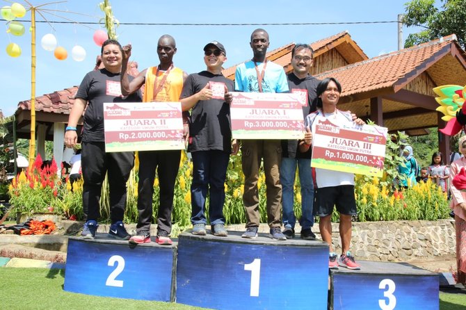 Rute menantang, Kenya juarai Chocolate Glenmore Run Banyuwangi