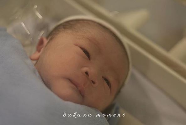 Selvi Kitty lahirkan anak pertama, ini ungkapan bahagia suaminya