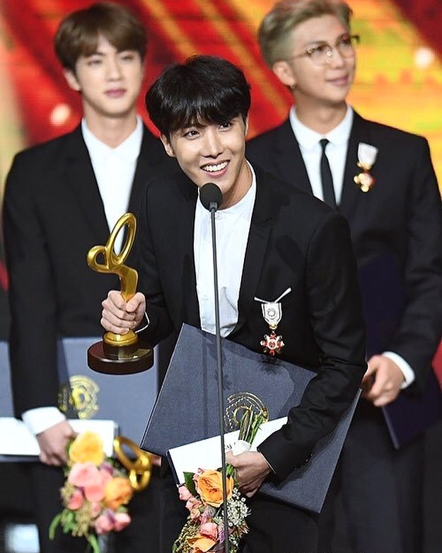 J-Hope BTS ulang tahun, ini 12 transformasinya yang ganteng dari kecil