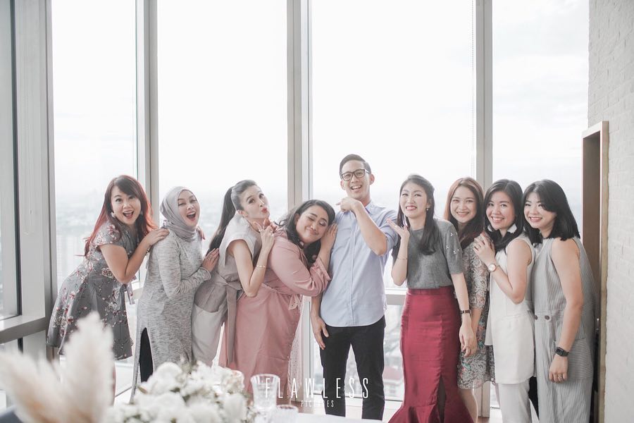 10 Momen pesta lajang Yuanita Christiani, seru & penuh kehangatan