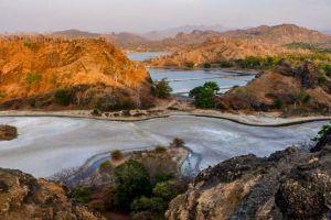 Menikmati panorama Bukit Tuamese, 'Raja Ampat' di NTT