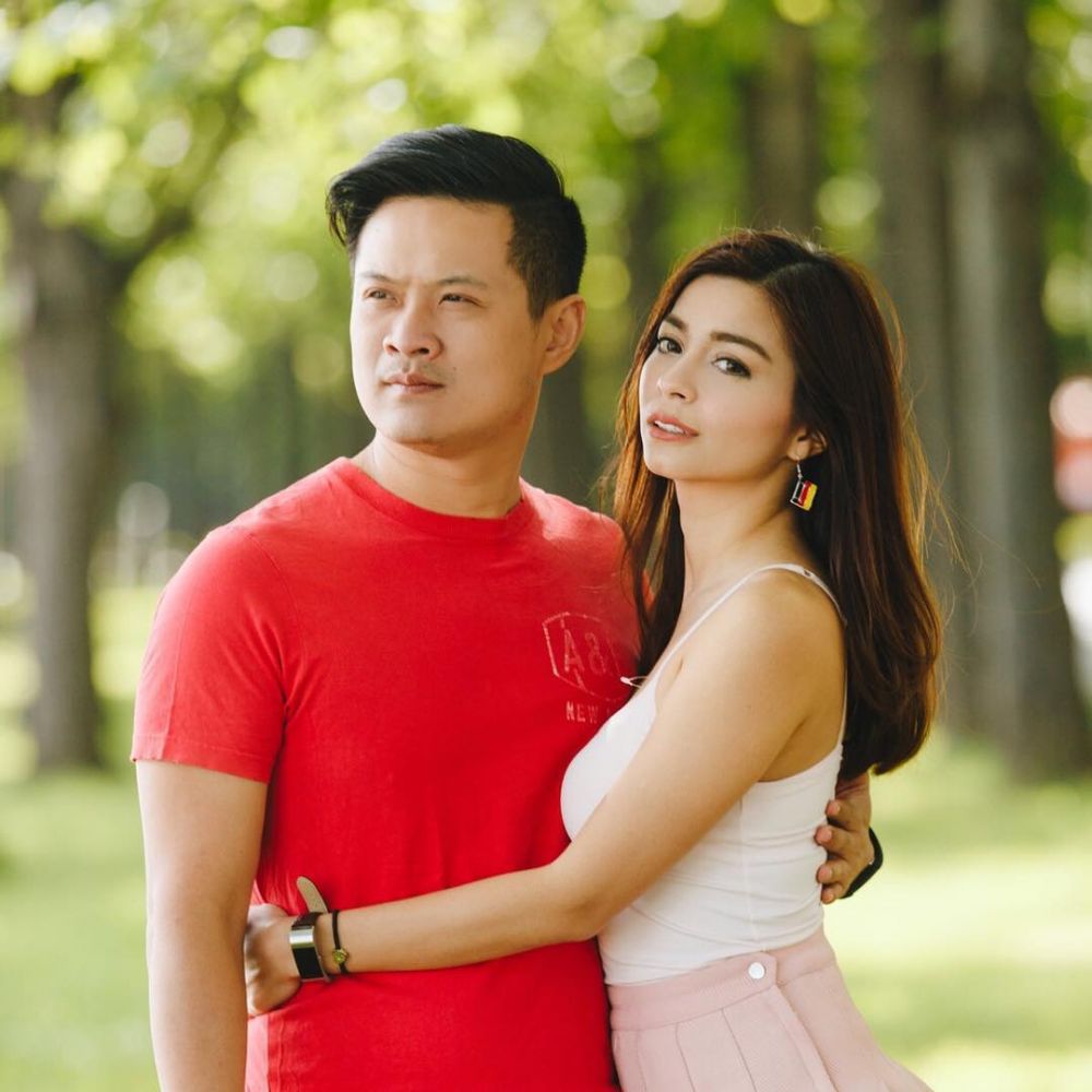 10 Momen romantis Sandra Olga & suami, diam-diam sudah menikah