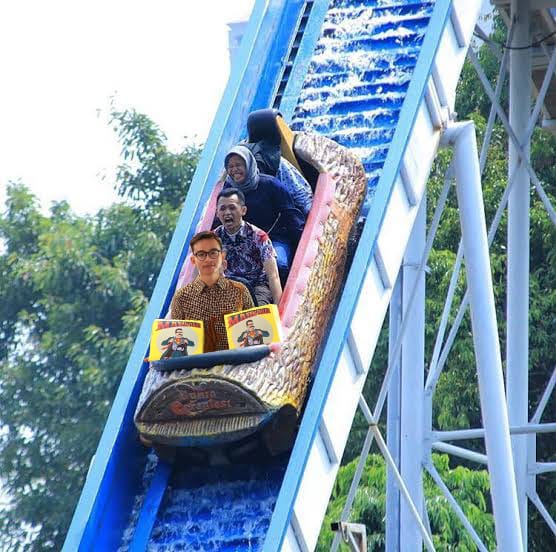 Minta diedit di tempat outdoor, 16 hasil foto Gibran ini kocak