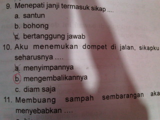 12 Jawaban soal Bahasa Indonesia ini absurdnya bikin tepuk jidat