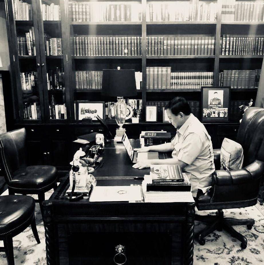 11 Potret rumah Prabowo di Kertanegara, kental nuansa etnik