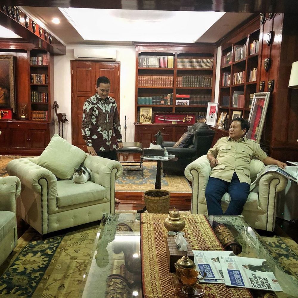 11 Potret rumah Prabowo di Kertanegara, kental nuansa etnik