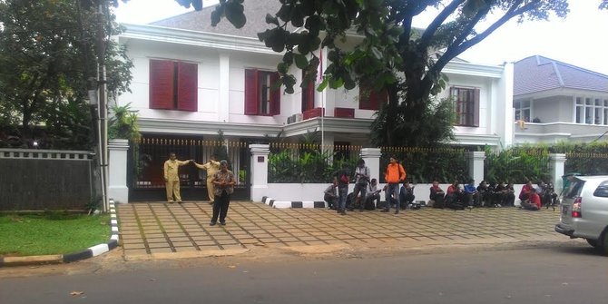 11 Potret rumah Prabowo di Kertanegara, kental nuansa etnik