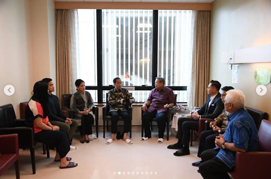 7 Tokoh ini jenguk Ani Yudhoyono, ada PM Singapura