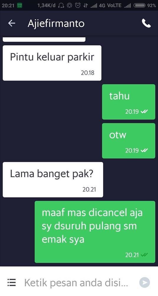 Diburu-buru penumpang, 10 balasan driver ojek online ini nampol