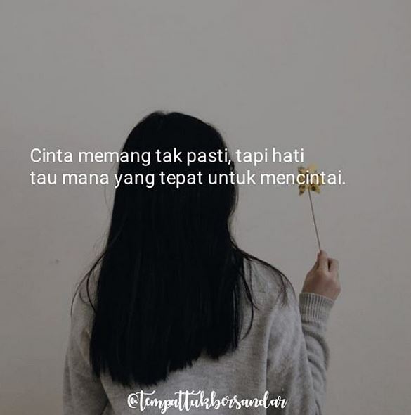111 Kata-kata romantis yang bikin hati cewek berbunga-bunga