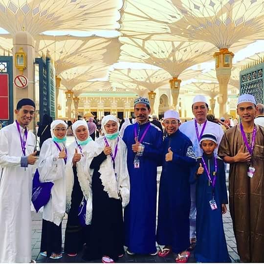 8 Momen kedekatan Lesty Kejora dan ayah, selalu kompak