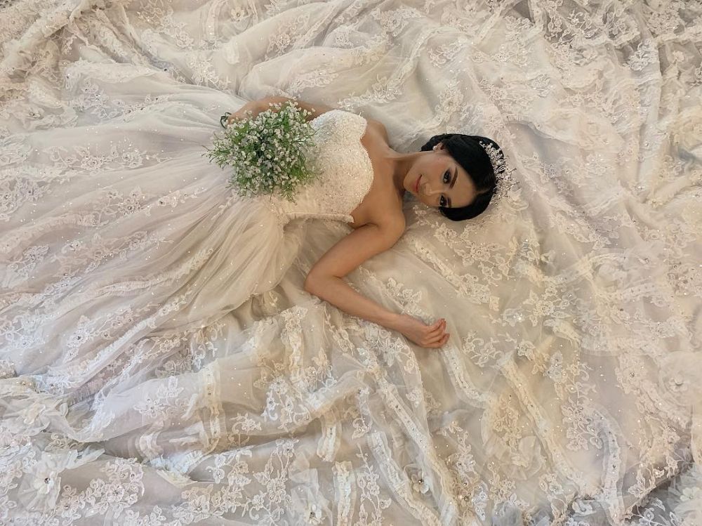 8 Pesona Bella Luna saat pakai gaun mewah, bak putri kerajaan