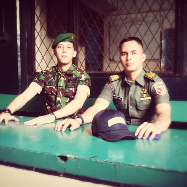 10 Foto ganteng Rizky Irmansyah, sekretaris pribadi Prabowo