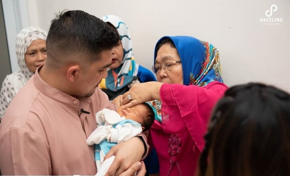 10 Momen akikah putra Selvi Kitty, serba biru & penuh balon