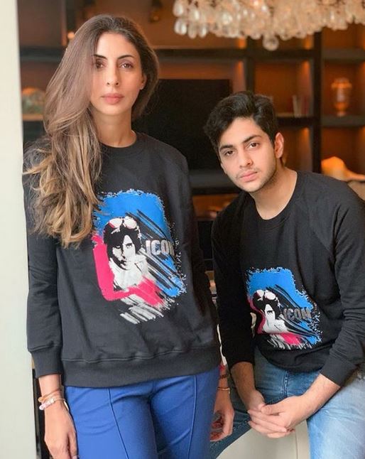 10 Pesona Agastya Nanda, cucu ganteng Amitabh Bachchan