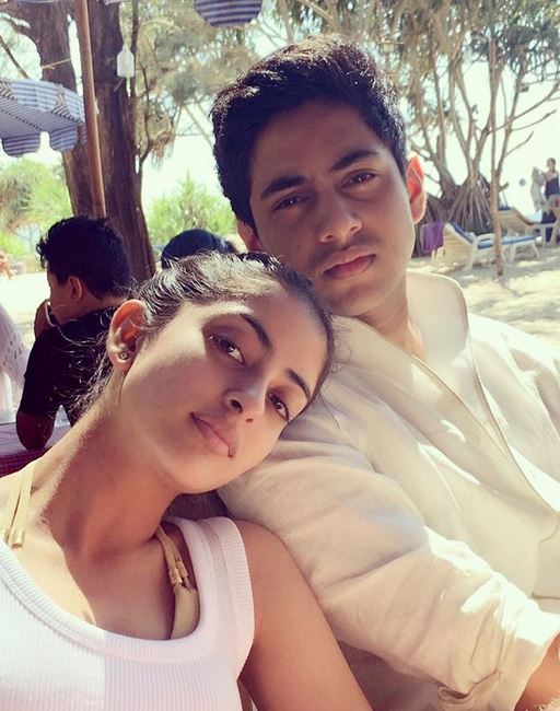 10 Pesona Agastya Nanda, cucu ganteng Amitabh Bachchan