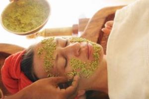 12 Masker alami ini bikin kulit wajah kencang dan cerah