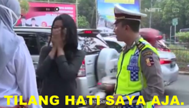 10 Meme lucu jawaban mbak-mbak saat ditilang ini bikin nyengir