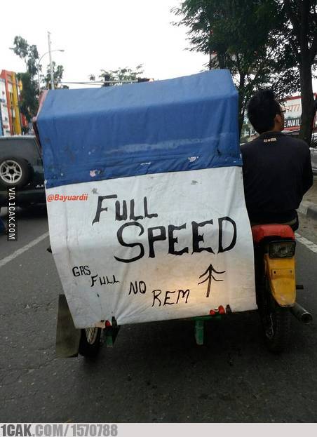 12 Tulisan lucu di belakang becak ini bikin ngakak