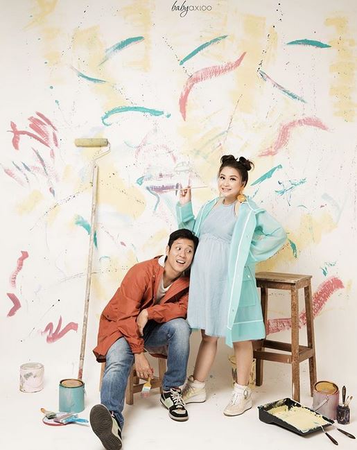 10 Potret maternity anak kedua Putri Titian, bertema petinju