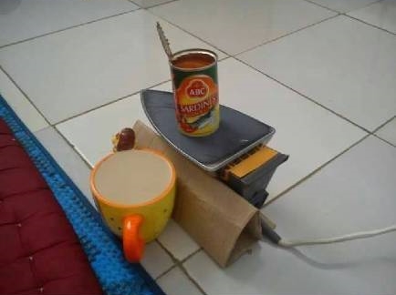 12 Ide kreatif memanfaatkan barang ala anak kos ini malah kocak