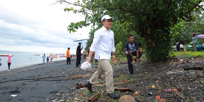 Makin kritis, Bupati Banyuwangi ajak warga diet kantong plastik