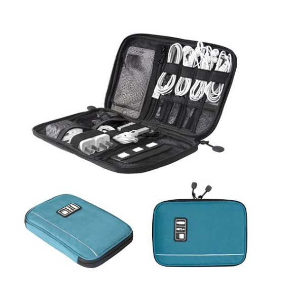 10 Travel item yang wajib traveler miliki di bawah Rp 100 ribu