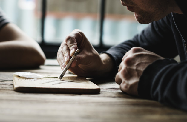 Selain Andi Arief, 7 politisi ini juga terseret kasus narkoba